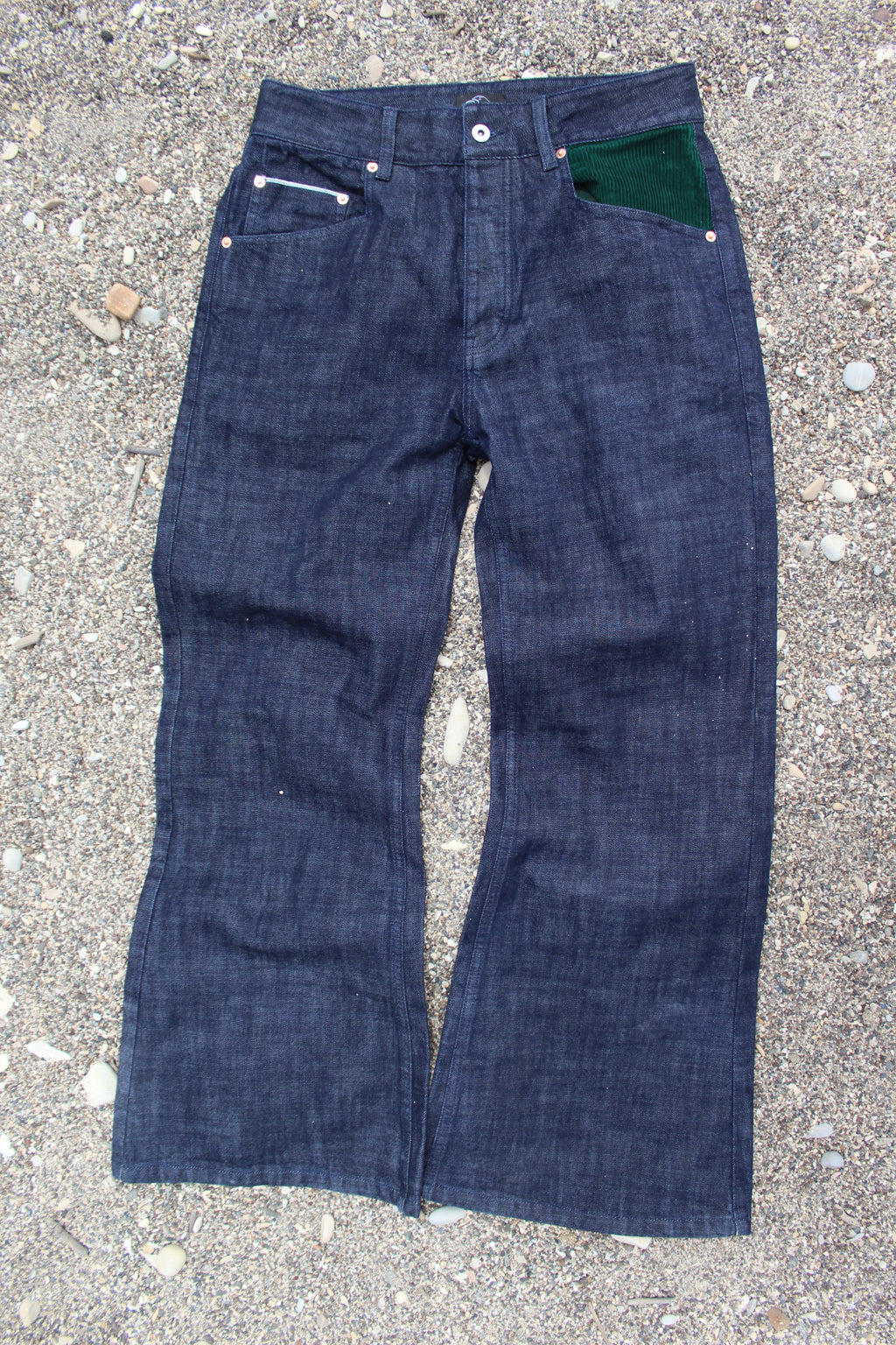 14oz Baggy Bootcut raw denim V1